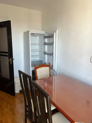 Central - Apartament 4 camere - Bulevardul 1 Decembrie 1918 - imagine 9 Central - Apartament 4 camere - Bulevardul 1 Decembrie 1918 - imagine 9