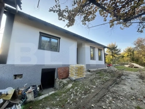 Casa de vanzare, cu 4 camere, 95 mp si pod la 15 minute de Bistrita - imagine 2