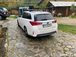 Toyota Auris 1.8 Hybrid - imagine 4 Toyota Auris 1.8 Hybrid - imagine 4