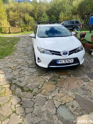 Toyota Auris 1.8 Hybrid - imagine 5 Toyota Auris 1.8 Hybrid - imagine 5