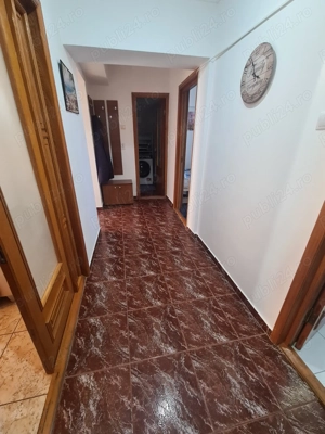 Apartament de 3 camere de închiriat zona Capitol - imagine 11