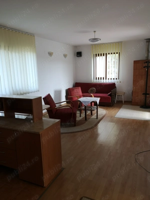 Vand casa vacanta lemn la Otvesti - imagine 3