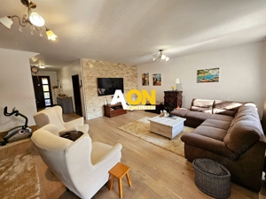 1/2 Duplex, 4 camere, 342 mp teren, strada asfaltata, Cetate - imagine 9