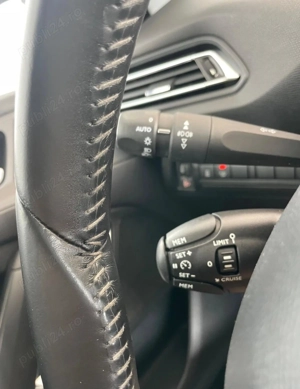 Peugeot 308 PureTech 130 Stop & Start Active - imagine 10