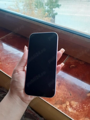 Vând iPhone 15 128gb 