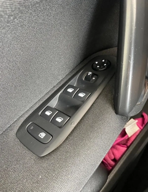 Peugeot 308 PureTech 130 Stop & Start Active - imagine 17