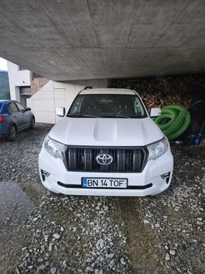 Toyota Land Cruiser 2.8 D-4D 177 CP - imagine 2