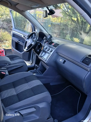 Volkswagen Touran 2.0 TDI - imagine 2