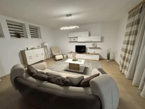 Unirii - Inchiriere casa tip triplex - Str. Vasile Sabadeanu - imagine 2