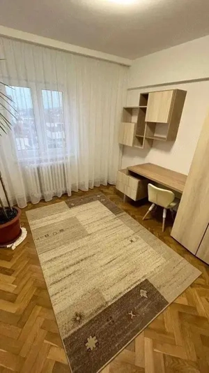 Ultracentral - Inchiriere apartament 4 camere - Str. Bartok Bela - imagine 5 Ultracentral - Inchiriere apartament 4 camere - Str. Bartok Bela - imagine 5