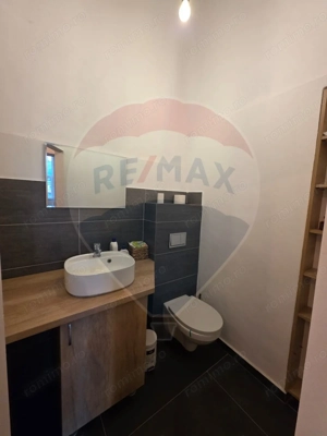 Spațiu de închiriat în Mediaș – zona centrală - imagine 7 Spațiu de închiriat în Mediaș – zona centrală - imagine 7