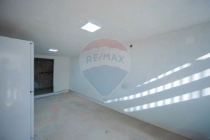 Casă cu 4 camere de vânzare în  zona Dealuri Oradea - imagine 14