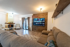 Casă 4 camere, semineu si terasa, cartier Izvor!