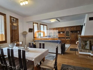 Vedere padure, panouri solare si fotovoltaice, pompa de caldura,  semineu - imagine 16