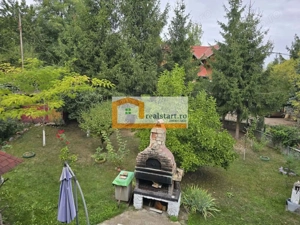 Vedere padure, panouri solare si fotovoltaice, pompa de caldura,  semineu - imagine 7