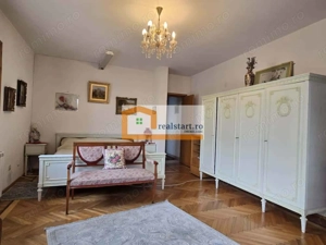 Vedere padure, panouri solare si fotovoltaice, pompa de caldura,  semineu - imagine 17