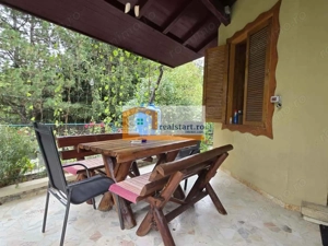 Vedere padure, panouri solare si fotovoltaice, pompa de caldura,  semineu - imagine 4