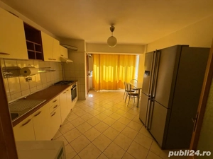 Inchiriez apartament 75 mp