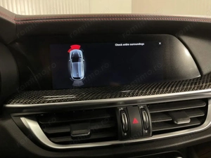 Alfa Romeo Stelvio - imagine 15