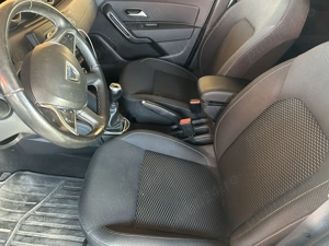 Dacia Duster 1.5 dci - imagine 8 Dacia Duster 1.5 dci - imagine 8