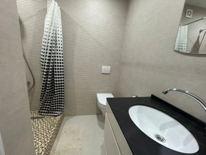 Ofer spre inchiriere apartament cu centrala proprie  de doua camere in zona gorjului langa metrou - imagine 5 Ofer spre inchiriere apartament cu centrala proprie  de doua camere in zona gorjului langa metrou - imagine 5