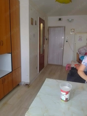 Persoana fizica vand