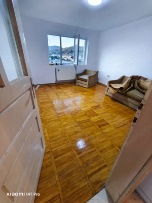 Se vinde  apartament  3 camere - imagine 2 Se vinde  apartament  3 camere - imagine 2