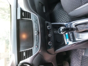 Opel Crossland X 5 uși 1.2 - imagine 7