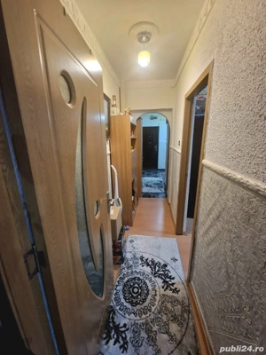 Ap. 3 camere- decomandat- parter+balcon și beci, Plevna - imagine 7