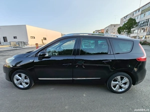 Renault Grand Scenic Bose Edition 7 locuri - imagine 5