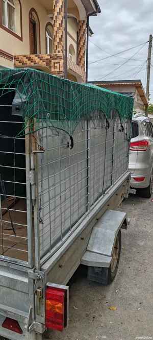 Remorcă autoturism 750