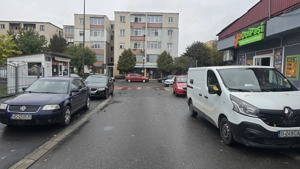 Inchiriez spatiu comercial in Deva, zona Dacia (in spatele scolii), compus din doua spatii alaturate - imagine 2