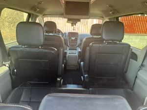 Minivan 7 locuri Lancia Voyager - imagine 7