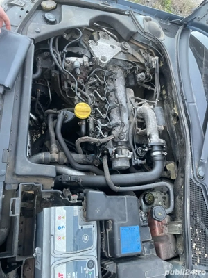 dezmembrez renault laguna 2 1.9 DCI 120 cp - imagine 5