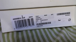 Vând adidași damă 