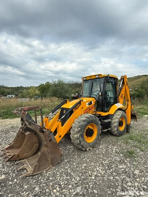 Buldoexcavator JCB 3CX SUPER AN 2009