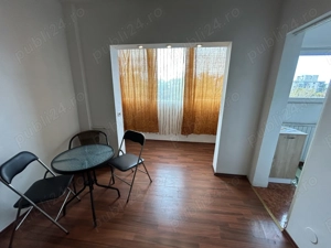 Inchiriez gars.conf.I,st.37 mp.,Micalaca,str.Abrud, etaj 3 din 4,complet mobilata,utilata. - imagine 3