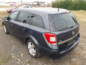 Opel Astra 1.6 INNOVATION, Xenon, climatronic, 8 roți - imagine 3