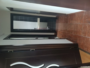 Vand apartament 3 camere decomandat,etaj 4 4,zona Garii - imagine 4