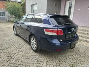 Toyota Avensis t27 2.0 D-4D Euro 5 An 2010 - imagine 8 Toyota Avensis t27 2.0 D-4D Euro 5 An 2010 - imagine 8