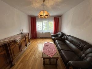 Inchiriez apart.2 cam.dec.st.72 mp.,modern, situat in Micalaca 300 pe Faleza, etajul 3 din 4.