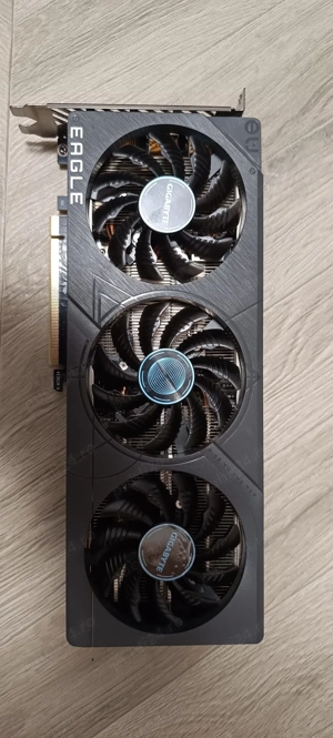 Placa video Gigabyte GeForce RTX 4060 TI EAGLE OC 8 gb - imagine 2