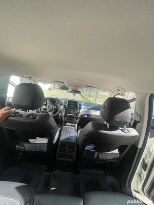 Vând Mercedes- Benz GLE 350 d 4MATIC - imagine 3