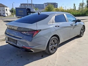 Vand Hyundai Elantra 2021 - imagine 3 Vand Hyundai Elantra 2021 - imagine 3