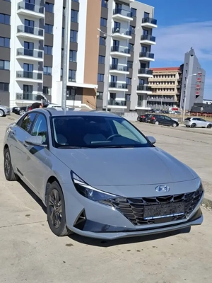Vand Hyundai Elantra 2021