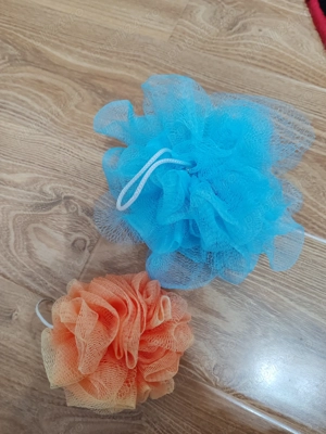 Bureți de baie diferite culori 