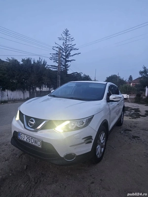 Vând Nissan Qashqai 10000 euro