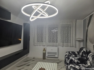 Închiriez apartament de lux 3 camere în zona liniștită