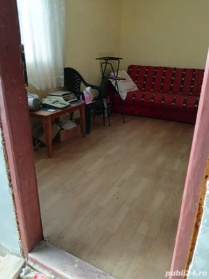 vand casa (spatiu comercial) 