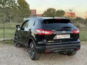 Nissan Qashqai Tekna 1.6 dCi   131 CP 2014  - imagine 2 Nissan Qashqai Tekna 1.6 dCi   131 CP 2014  - imagine 2